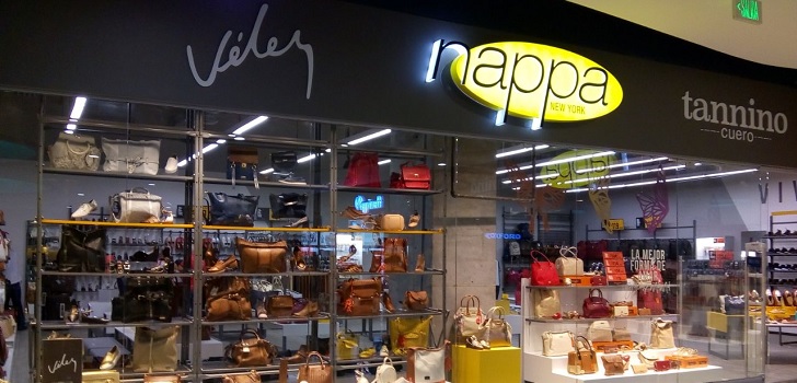 Tienda de Nappa en el centro comercial La Central, en Medellín Cueros Vélez se afianza en su feudo: abre con Nappa en el centro comercial La Central
